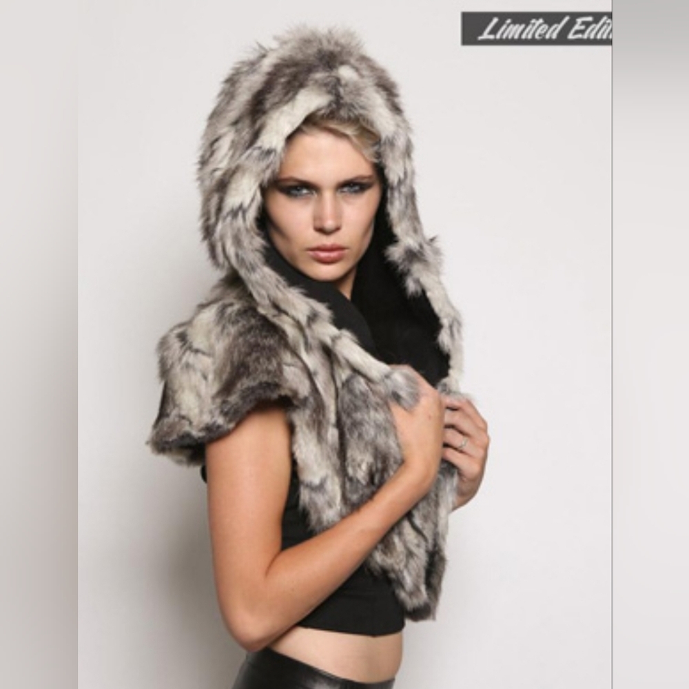 Spirithoods Silver Rabbit Shawl